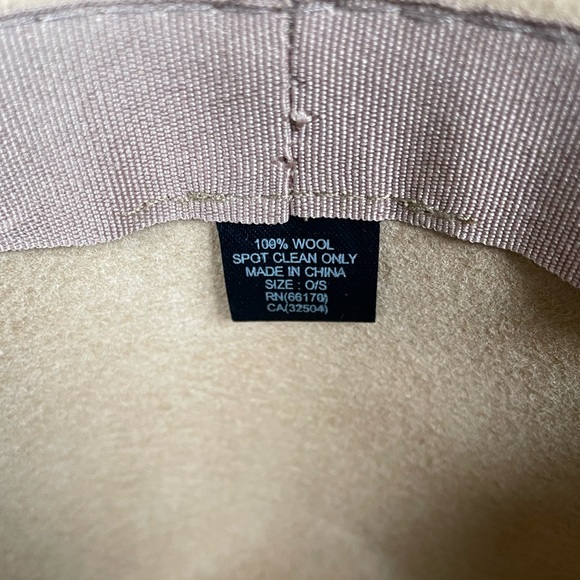 Wool hat - Picture 4 of 6